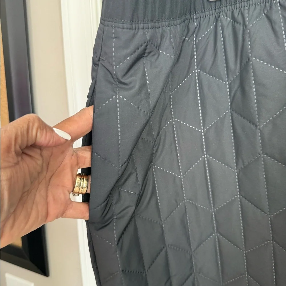 Nike Charcoal Quilted Skirt - Picture 5 of 7